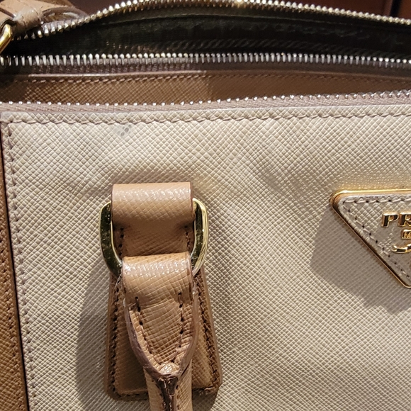 PRADA 2 Tone Saffiano Lux Double Zipper Tote - Picture 9 of 16